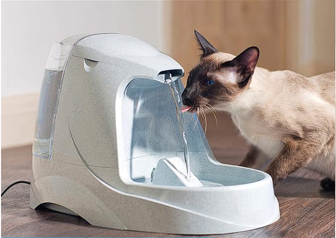 Fontaine à eau chat PetMate Drinkwell Platinum 5L